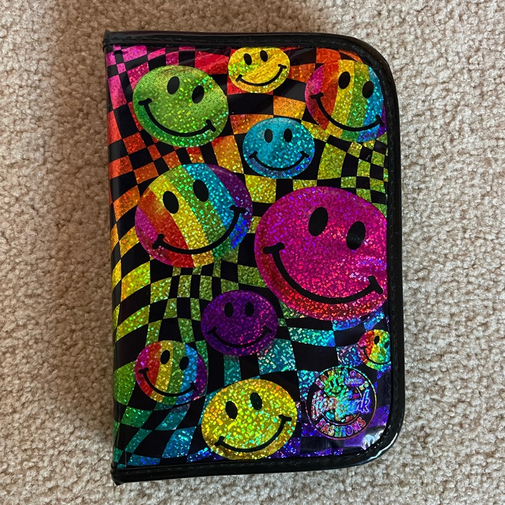 RARE - 1998 Lisa Frank Smiley face puffy agenda/address book